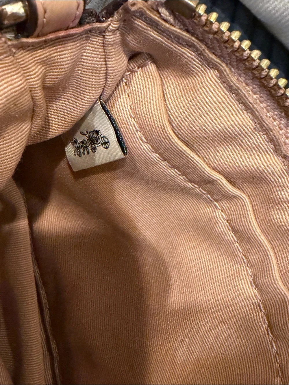 Coach 19 Nolita Pebble Leather Clutch Wristlet Purse